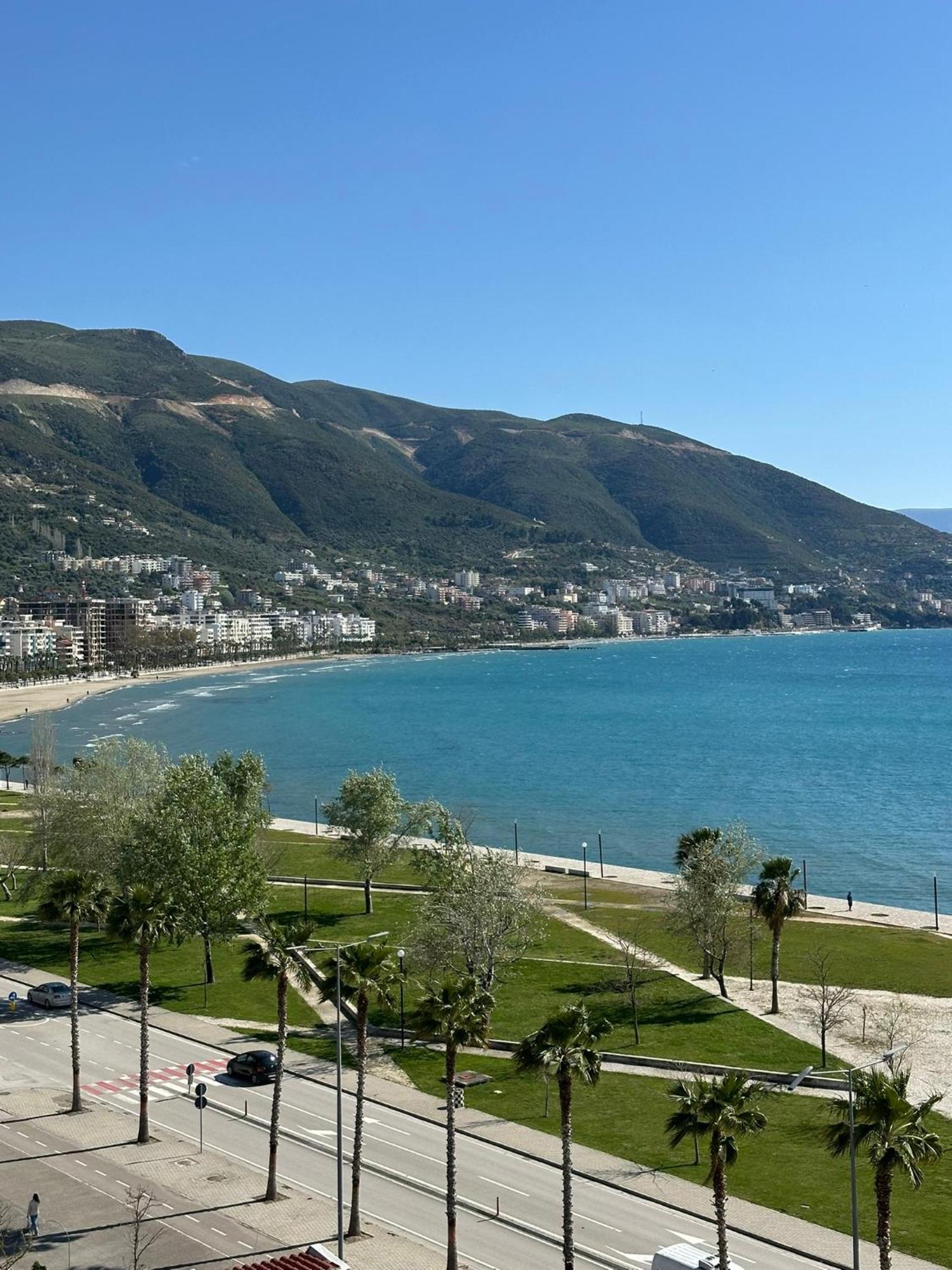 Casa Con Vista Mare Apartment Vlore Bagian luar foto
